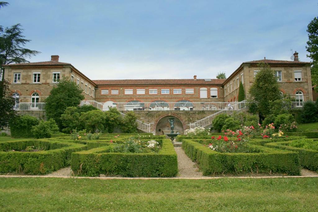 Bed and Breakfast Logis De Nantas Saint-Jean-Bonnefonds Экстерьер фото